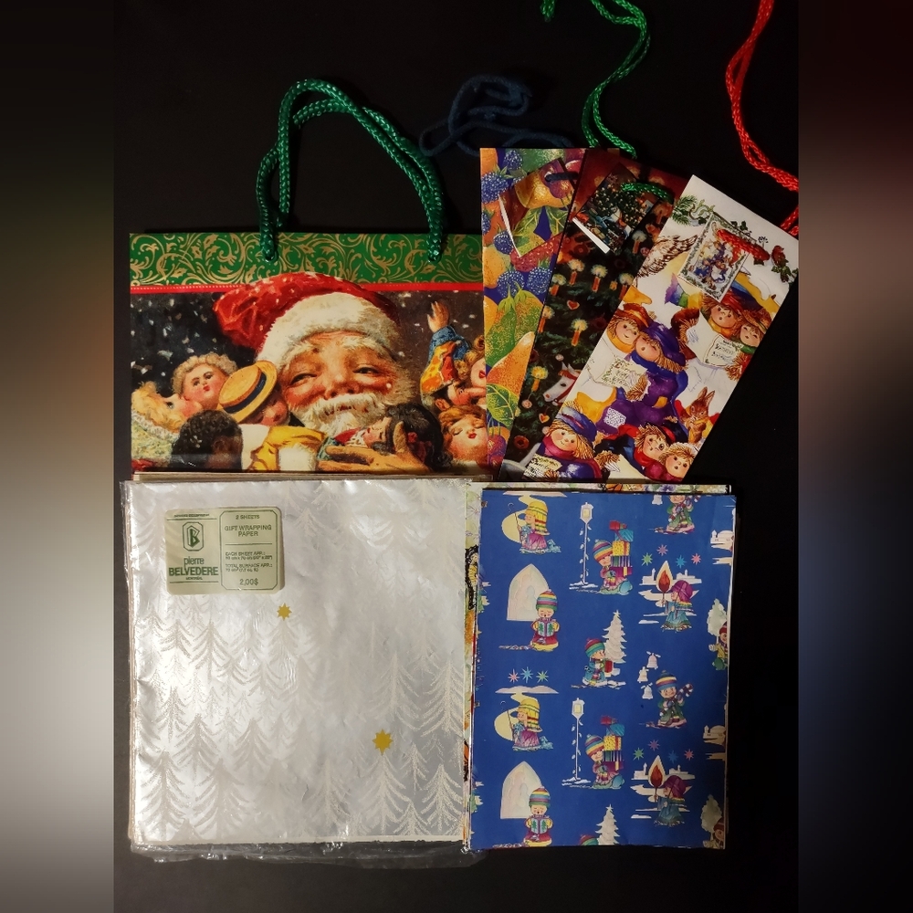 Vintage Mixed Lot of 21 CHRISTMAS Gift Wrapping Paper Sheets & Bags 60’s 70s